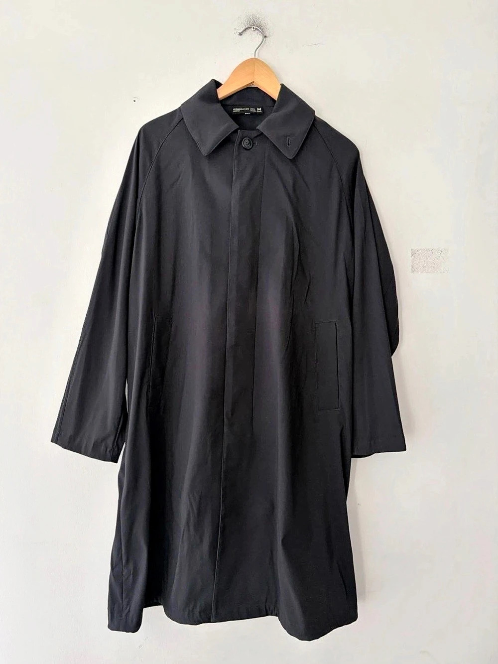 Icebreaker Goldwin TABI Persist Short Coat Deep Midnight Merino Jacket Size M